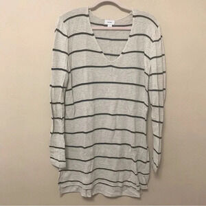 Old Navy Vneck Tunic Sweater